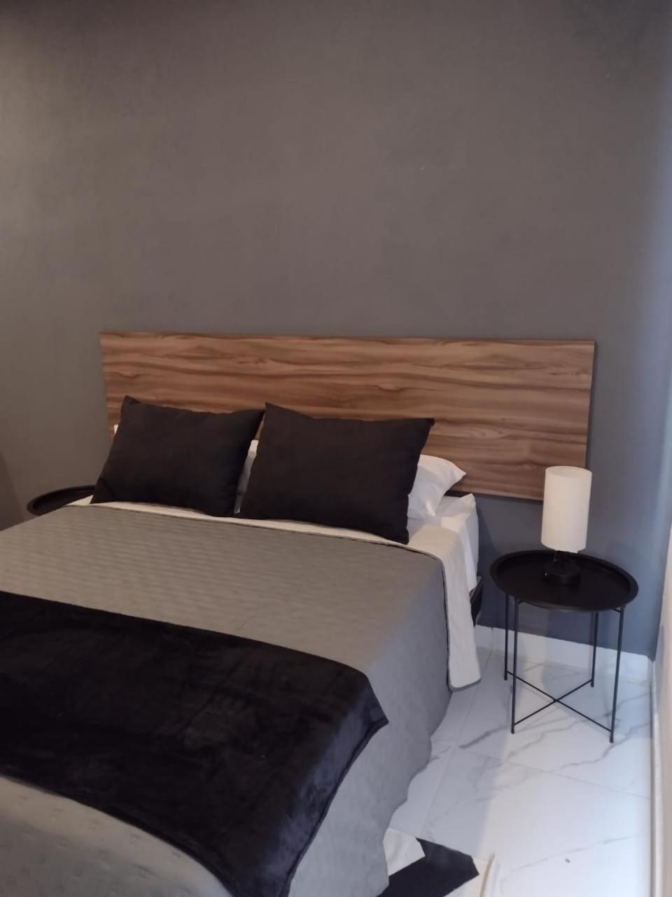 Vidrio Suites Col Americana Guadalajara Exterior foto