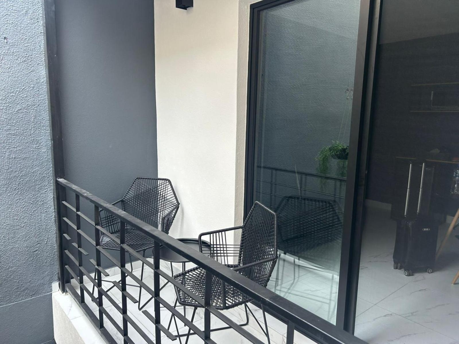 Vidrio Suites Col Americana Guadalajara Exterior foto